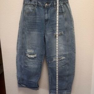 NWT Women’s Barrel Leg Blue Jeans